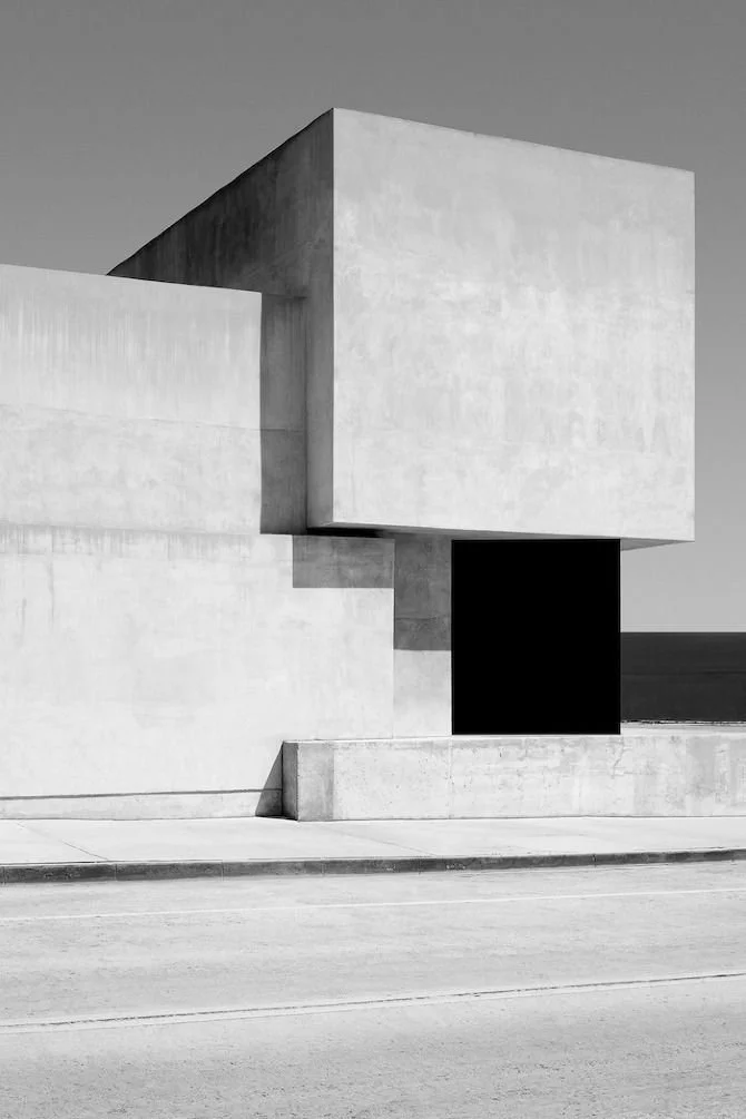 a3bc608275e49f7cee0bd6c0c87cdb0a--minimal-architecture-architecture-interior-design-1.jpg
