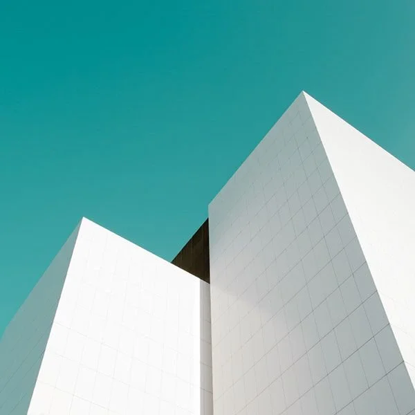 fcd42dd015978fe94c1bf148910694c0--minimalist-architecture-amazing-architecture.jpg